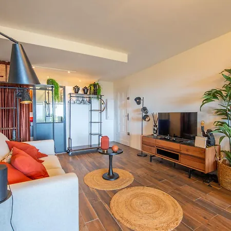 Les Begonias By Interhome
